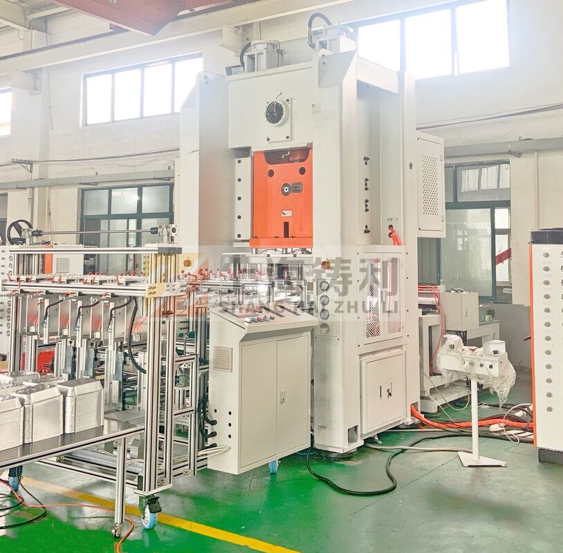 Vacuum Heat Treatment Foil Container Making Machine With Schneider Low Voltage Components